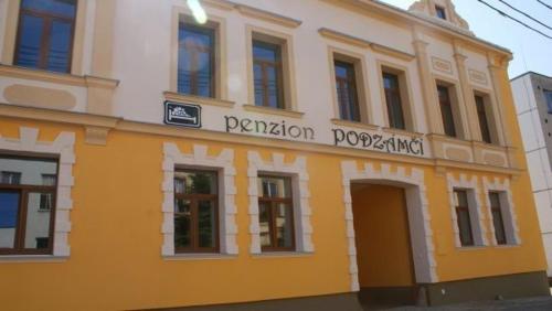Penzion Podzámčí — hotel in Jaroslavice