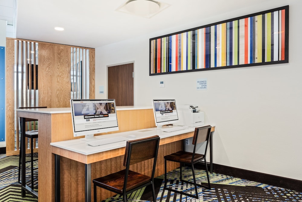 Holiday Inn Express & Suites Niceville Eglin Area by IHG - photo 31