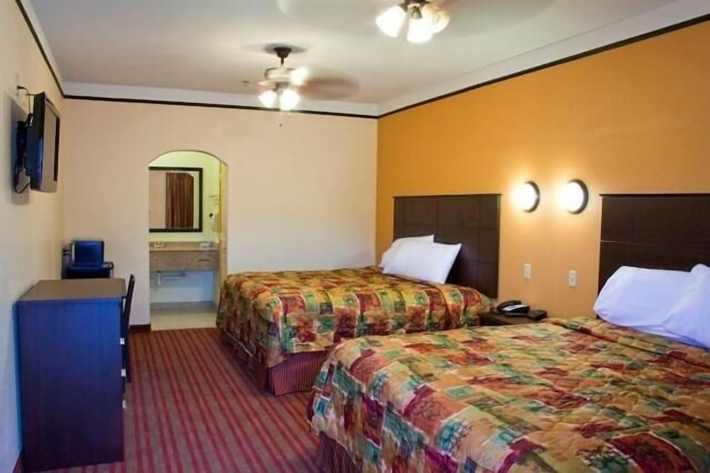 Guest Inn San Benito Harlingen - photo 11
