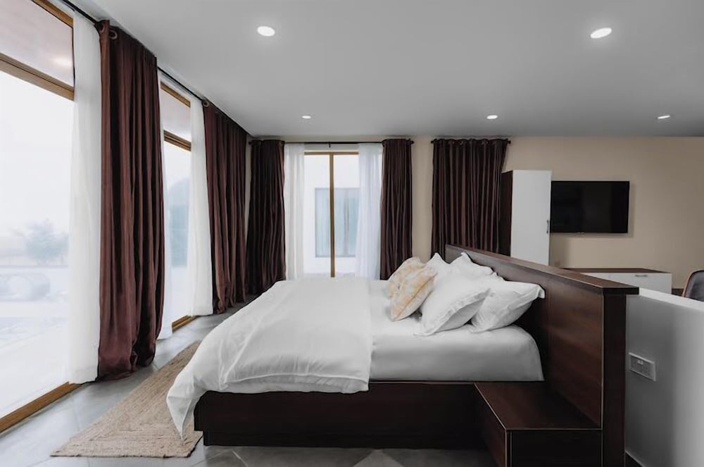 Pura Vida Beach — 4-Star Luxury Hotel in Lagos, Nigeria