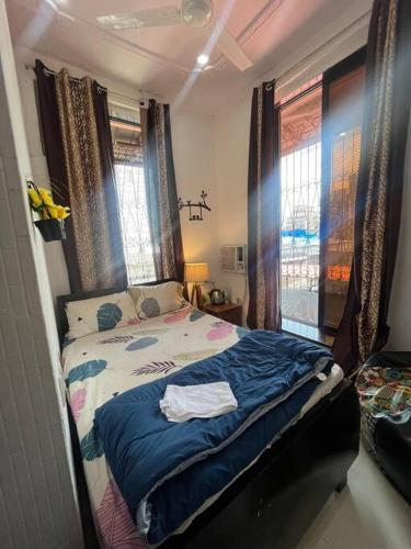 Budget friendly 2bhk at Pali Hill