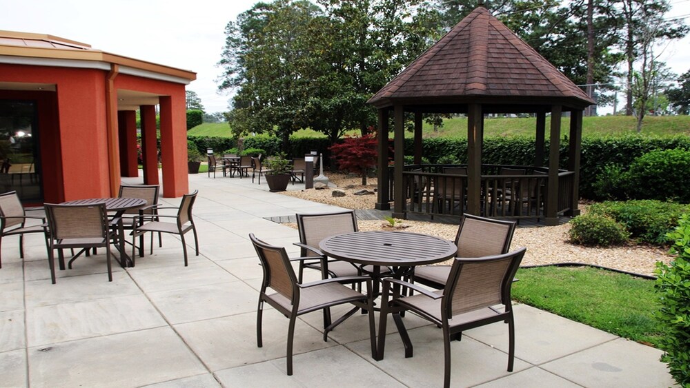 Holiday Inn Express Tifton by IHG - photo 24