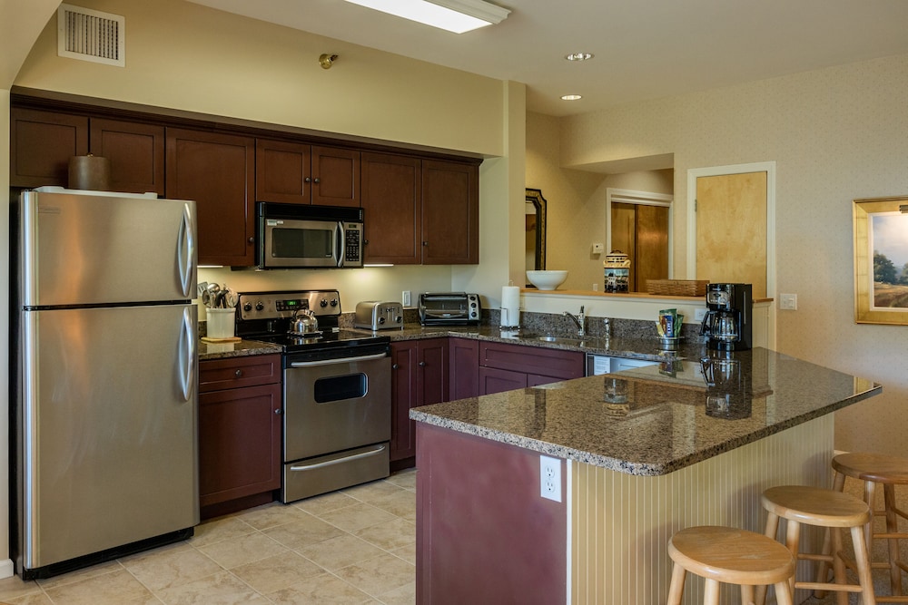 Smugglers' Notch Resort Private Suites - photo 53