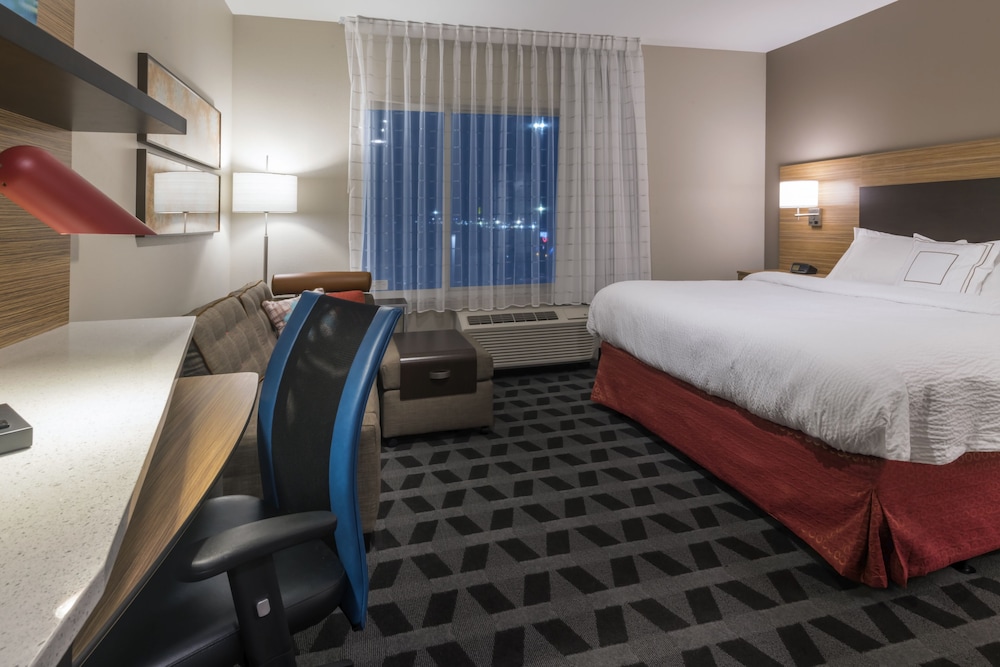 TownePlace Suites by Marriott Hays - photo 7