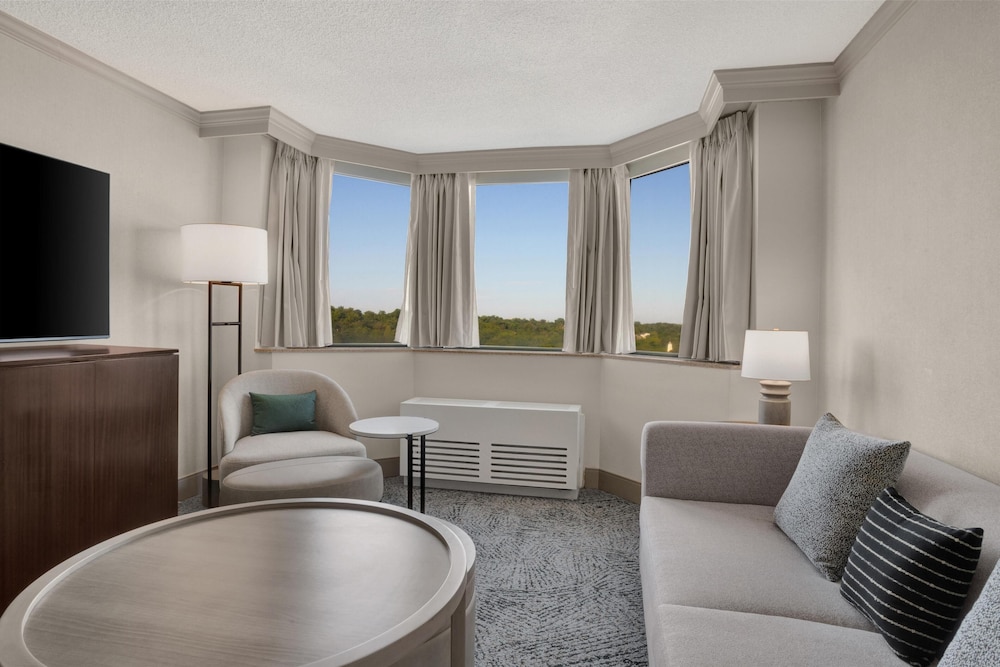 Hilton Arlington National Landing - photo 73