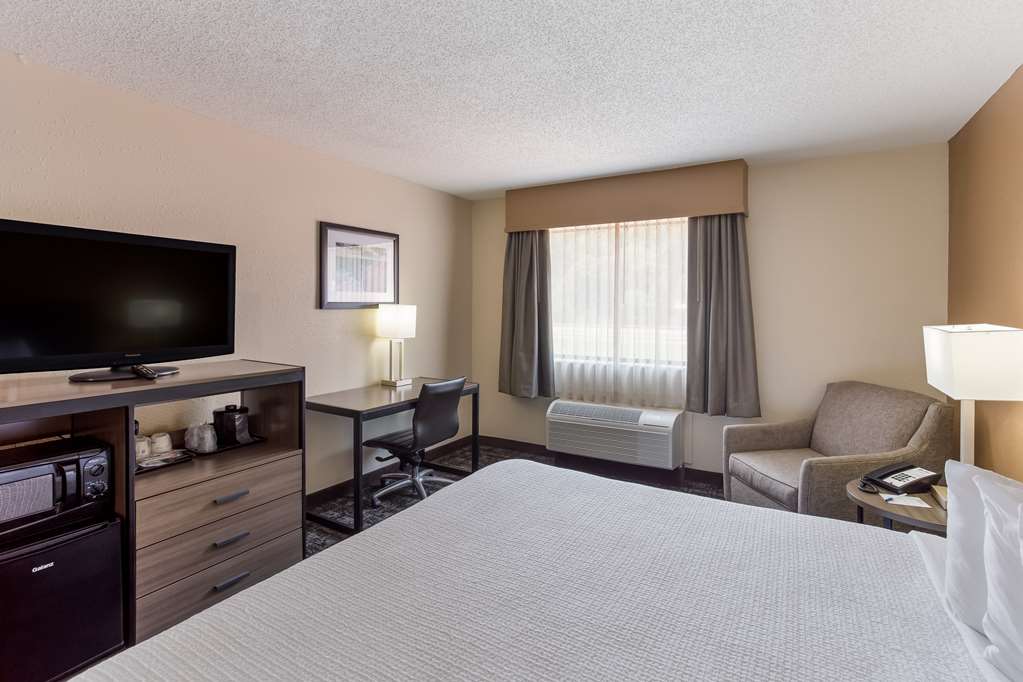 Best Western Logan Inn - photo 12