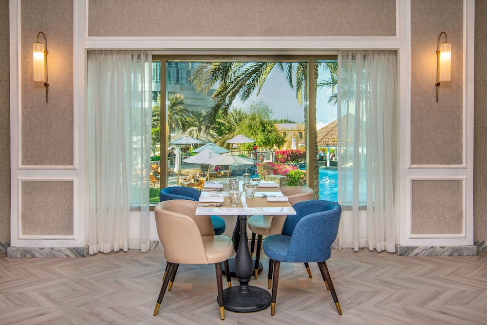 מזון ומשקאות