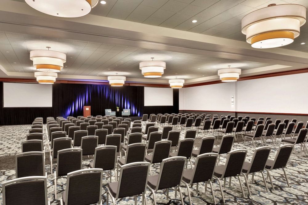 Hilton Garden Inn Troy - photo 59