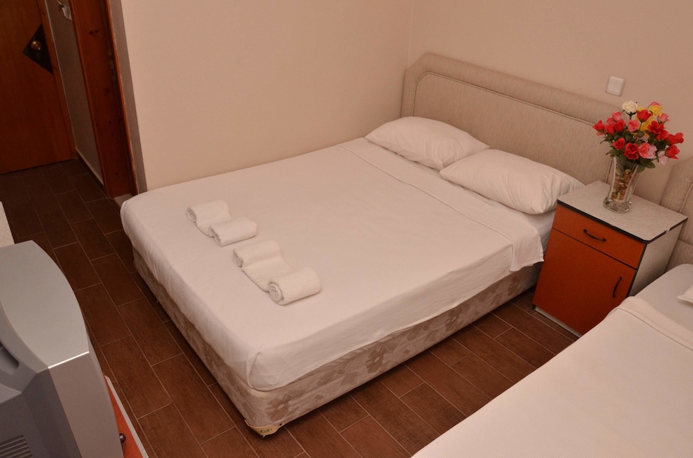 Nil Hotel — Ayvalik — photo 5