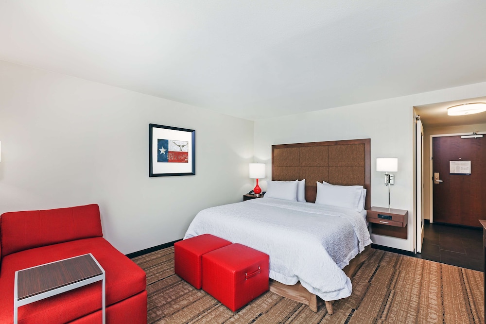 Hampton Inn & Suites Houston I 10 West Park Row - photo 15