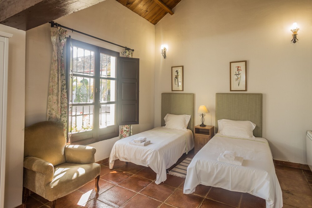Hacienda Las Marciagas — Benacazon — photo 4
