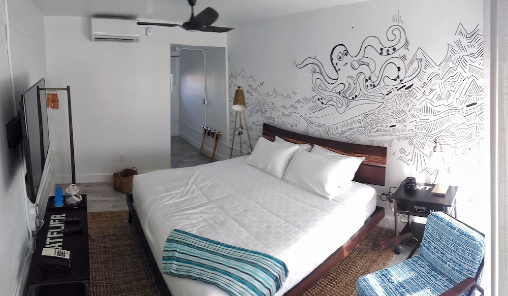 Plunge Beach Resort - photo 36