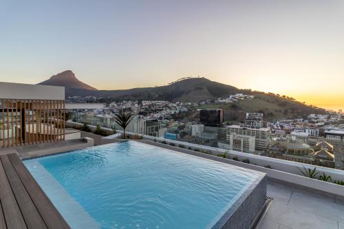 2406 The Rubik Heavenly Heights — 4-Star Luxury Hotel in Cape Town, South Africa