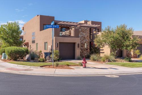 Escape To St George - photo 30