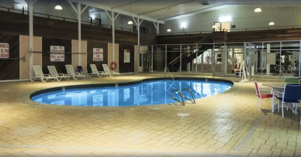 Four Points by Sheraton Rock Springs - photo 13