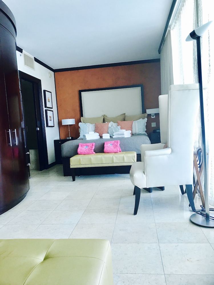 De Soleil Hotel on Ocean Drive - photo 8