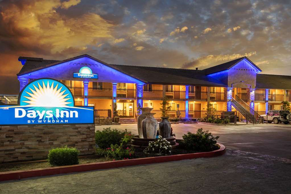 Days Inn by Wyndham Galt Elk Grove South - photo 4