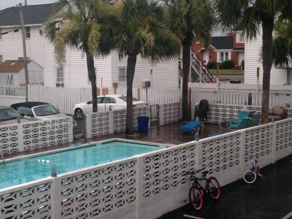 Oasis Motel - photo 16
