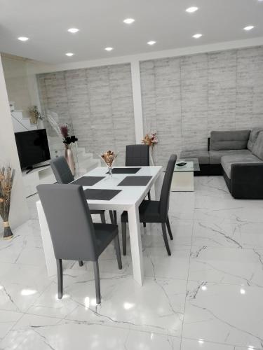 Holiday Home Litteri One — 4-Star Luxury Hotel in Catania, Italy