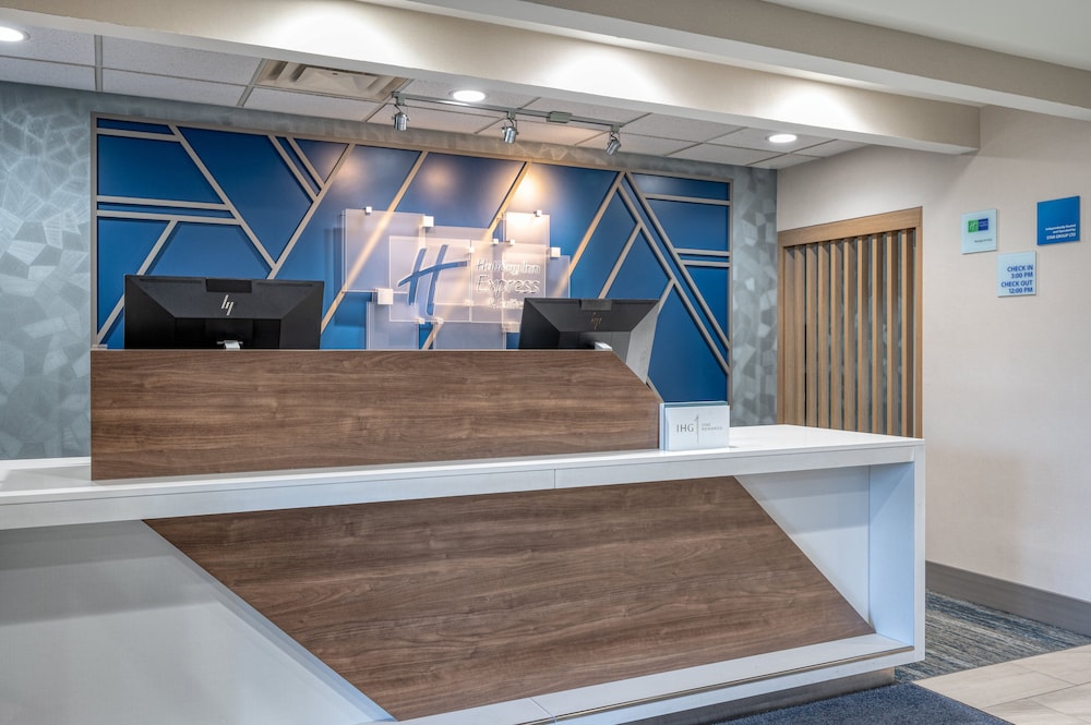Holiday Inn Express & Suites Gahanna Columbus Airport by IHG - photo 35