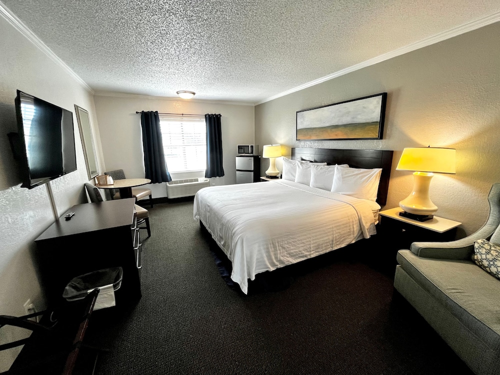 At Home Inn & Suites - photo 34