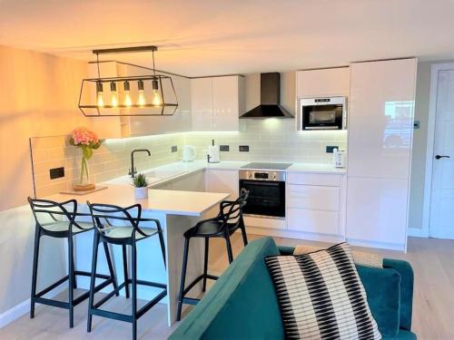 Stylish Central And Cosy 1BD Nr Canongate — 4-Star Luxury Hotel in Edinburgh, United Kingdom