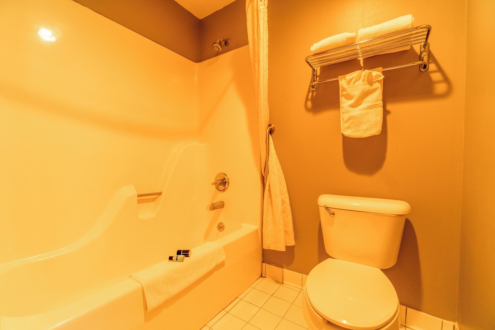 Ark Suites By Oyo Jonesboro I 555 - photo 53