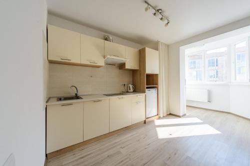 Comfortable apartment near airport Zhulyny — 4-Star Luxury Hotel in Kyiv, Ukraine