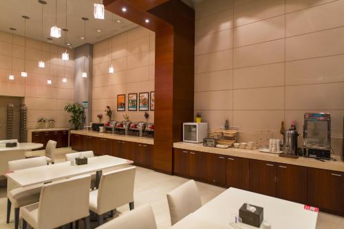 Jinjiang Inn - carbon neutral hotel in Tangshan