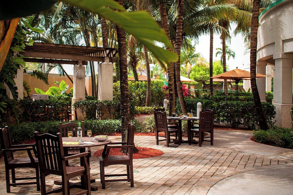 Courtyard by Marriott Fort Lauderdale Airport & Cruise Port - photo 38