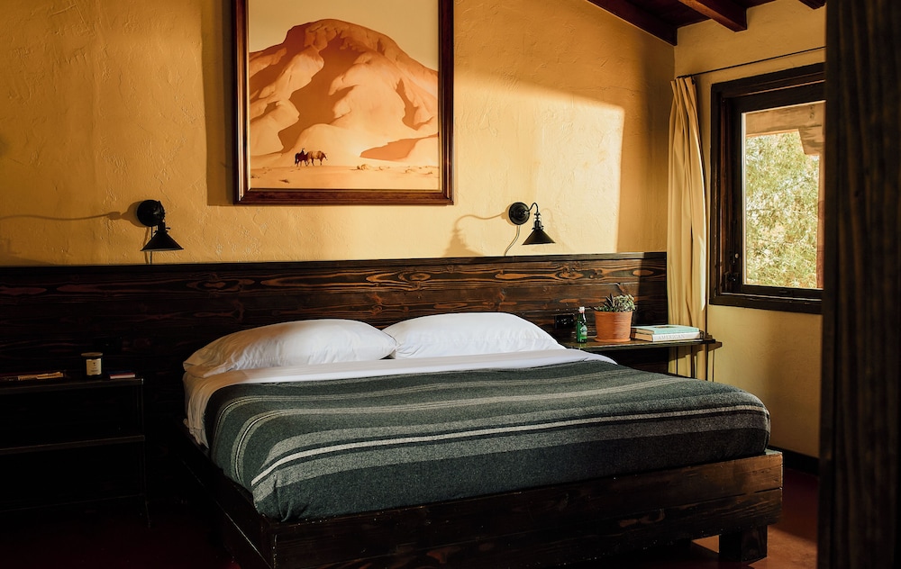 Pioneertown Motel - photo 4