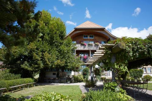 Bio Garni Möschberg pet-friendly hotel Zaziwil