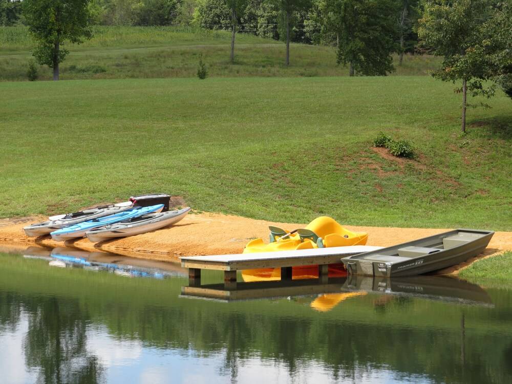 Southern Comfort Lakeside Cabin Resort - photo 58
