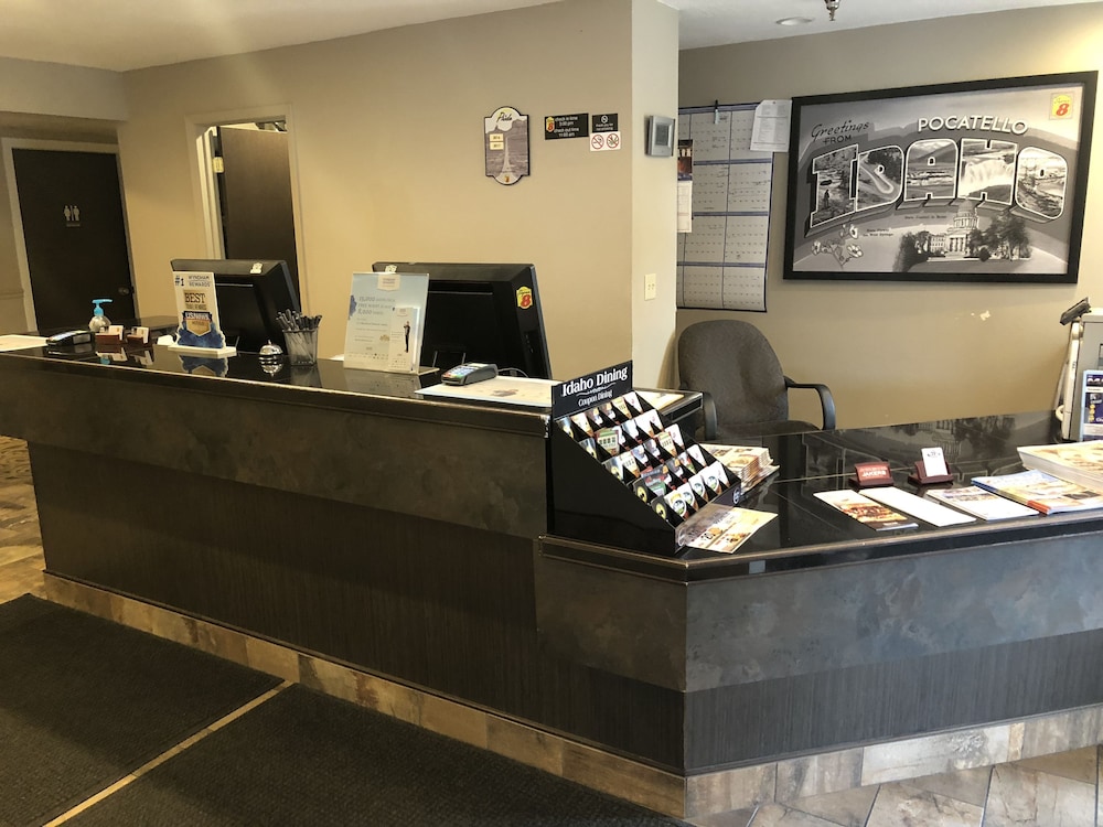 Super 8 by Wyndham Pocatello - photo 4