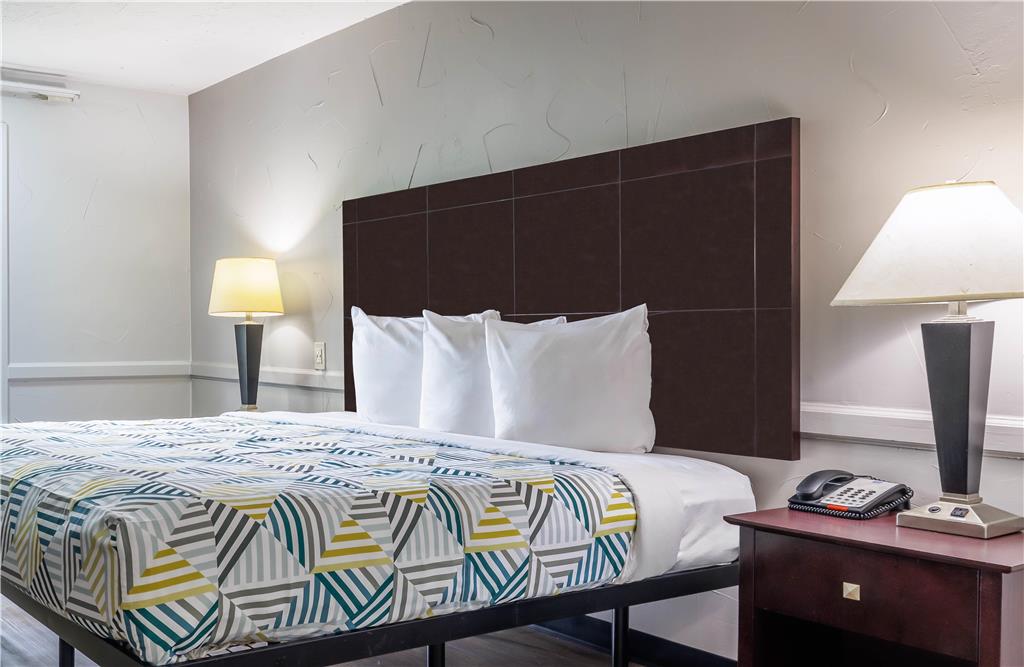 Best Western Market Center - photo 10