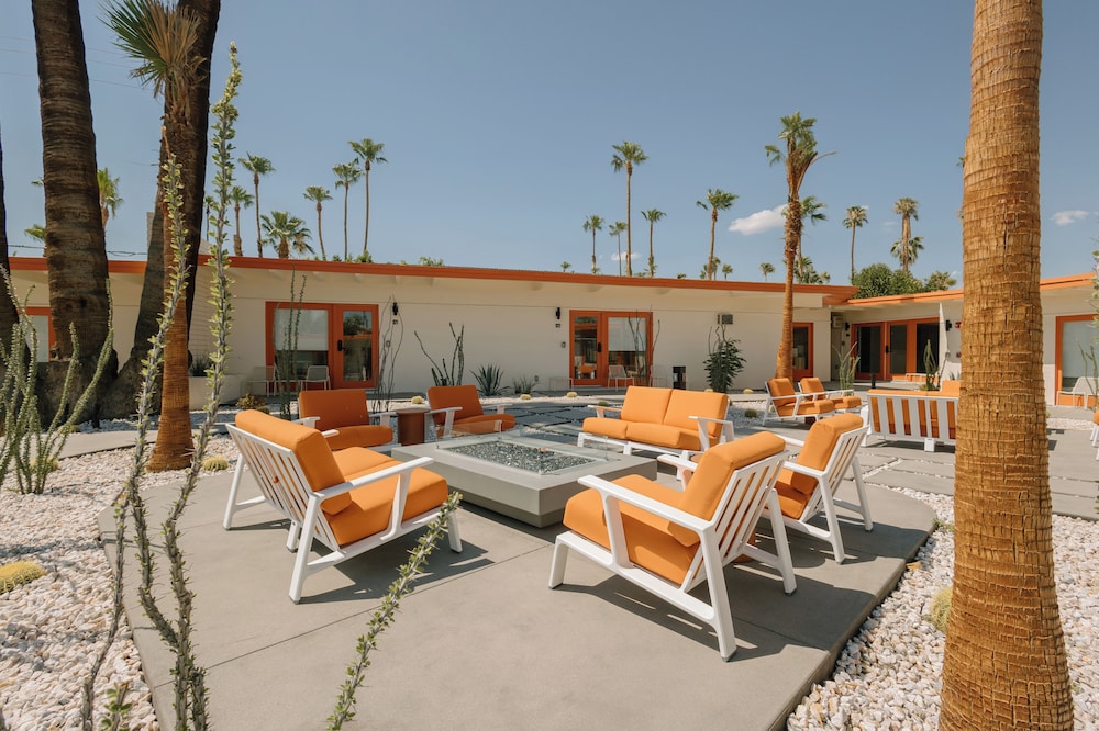 Mojave Resort Adults Only - photo 82
