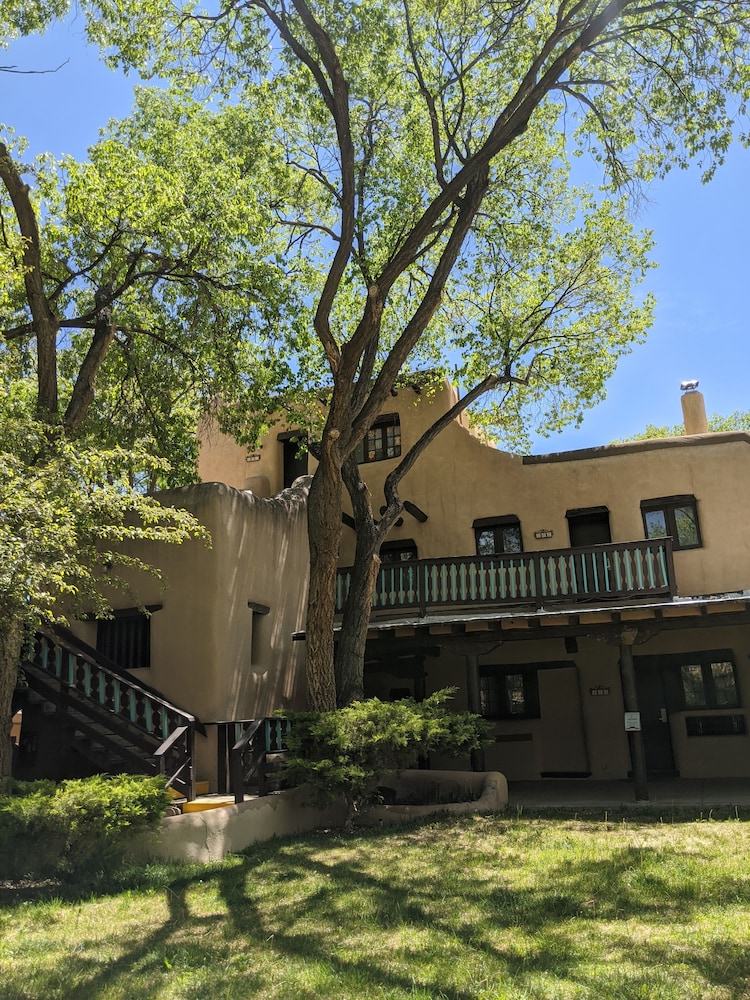 Sagebrush Inn & Suites - photo 145