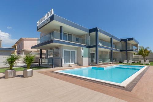 Residence Meridian Unità 4 — 4-Star Luxury Hotel in Villa San Pietro, Italy