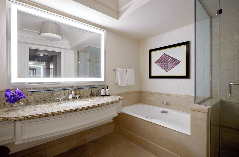 Four Seasons Hotel Las Vegas - photo 45