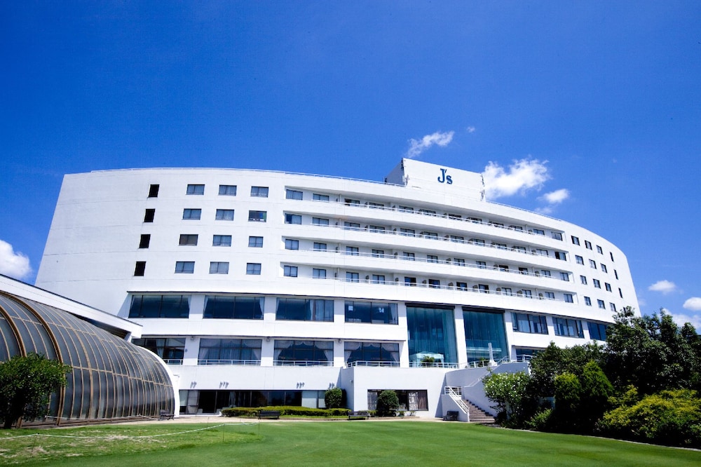 Hotel J's Nichinan Resort - carbon neutral hotel in Nichinan