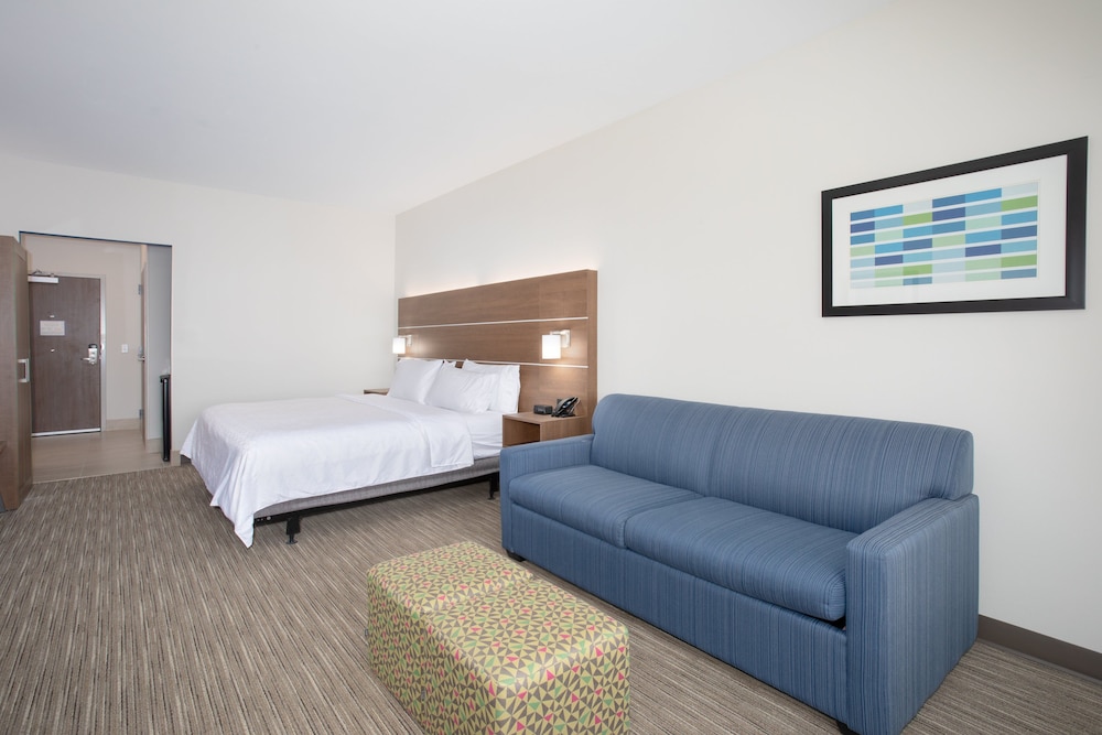 Holiday Inn Express & Suites Goodland I 70 an IHG hotel - photo 14