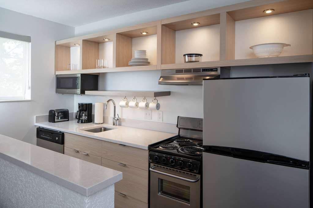 Sonesta Simply Suites Falls Church - photo 11