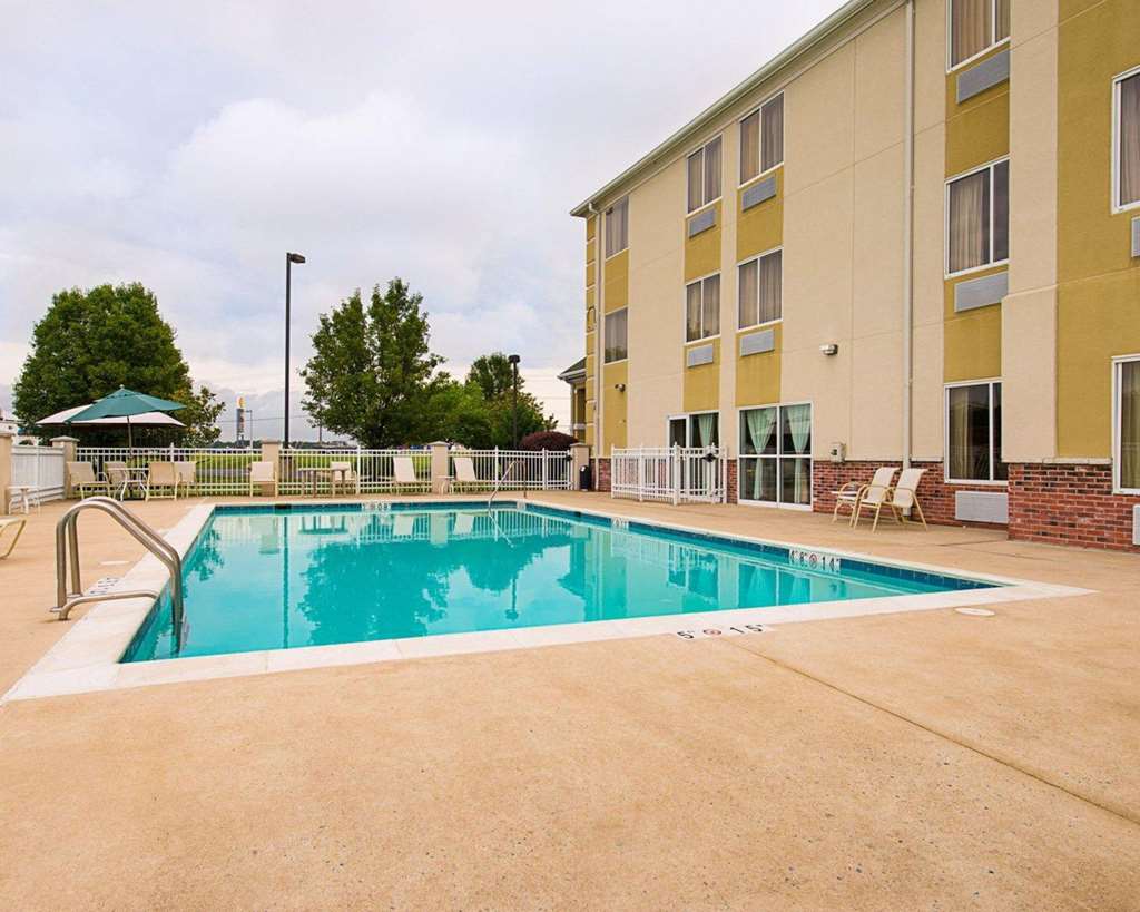 Quality Inn Spring Mills Martinsburg North - photo 21