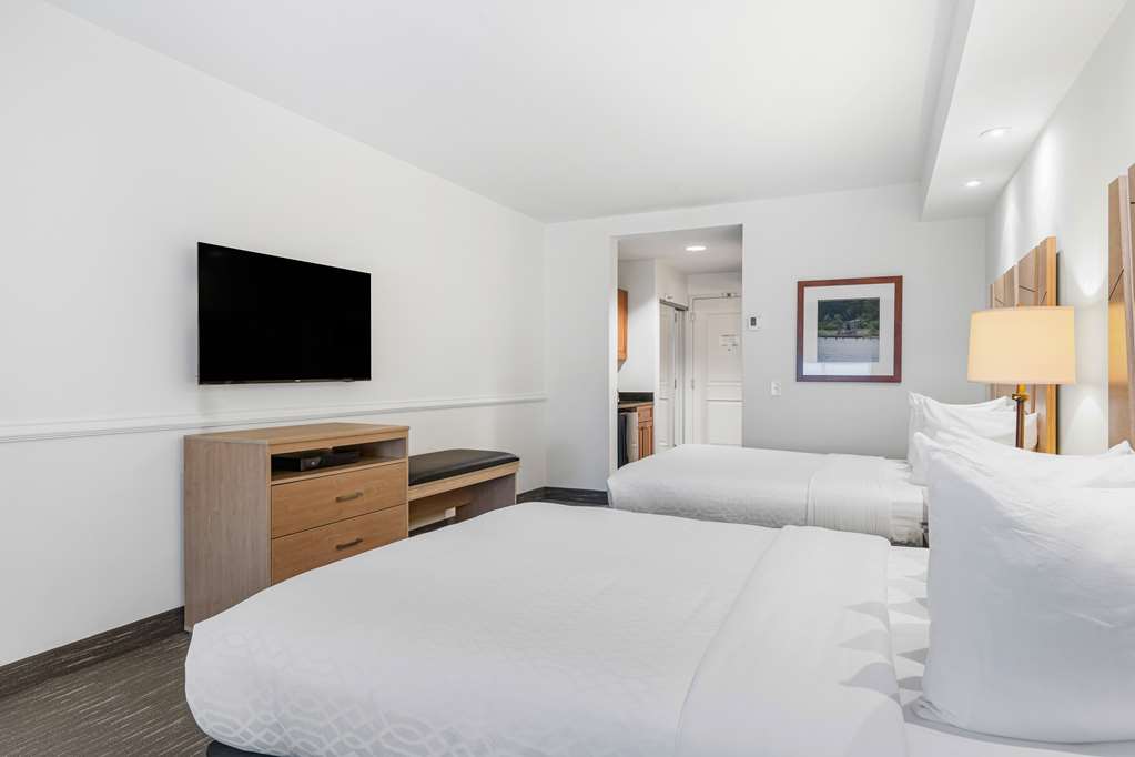 Best Western Plus Westgate Inn & Suites - photo 25