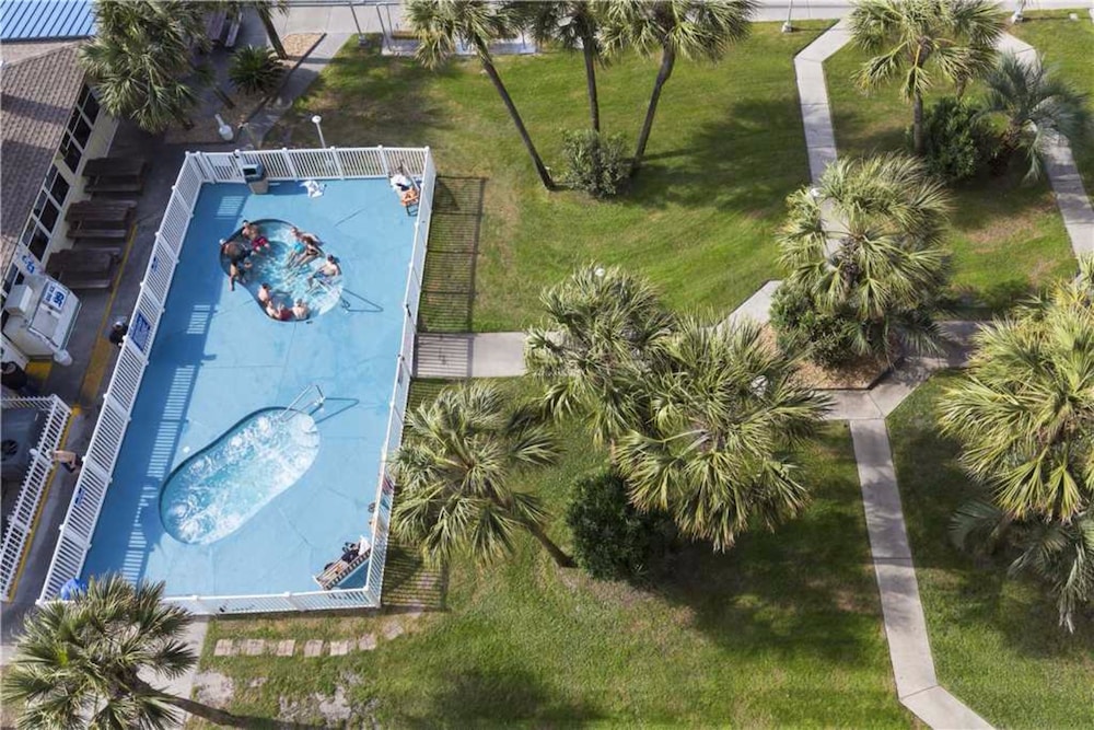 Summit Beach Resort by Royal American Beach Getaways - photo 24