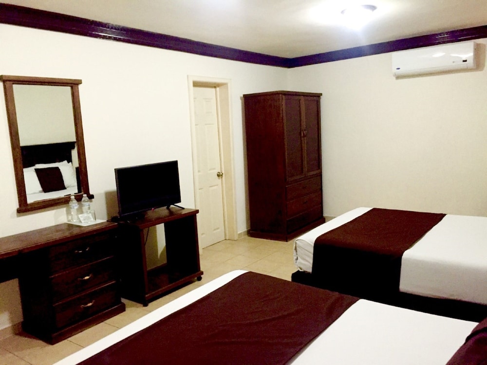 Hotel Go Inn — Monclova
