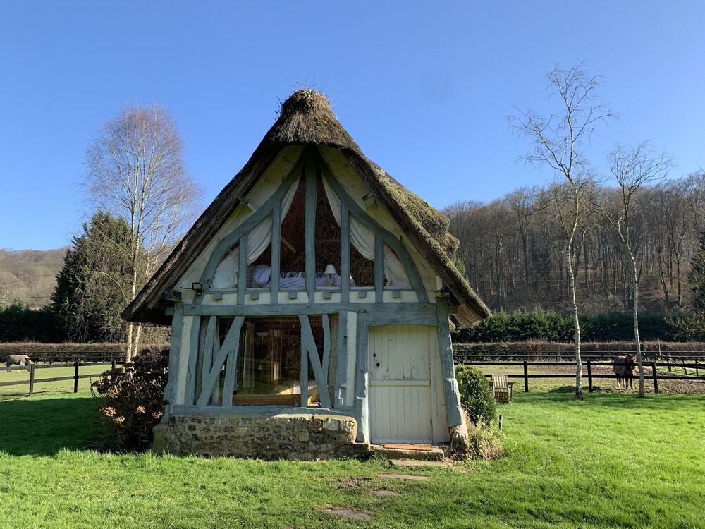 Manoir du Perroy — 4-Star Luxury Hotel in Saint-Wandrille-Rancon, France