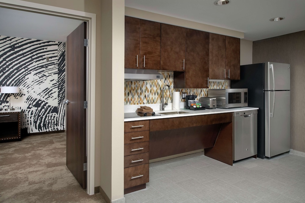 Homewood Suites by Hilton Austin Downtown - photo 24