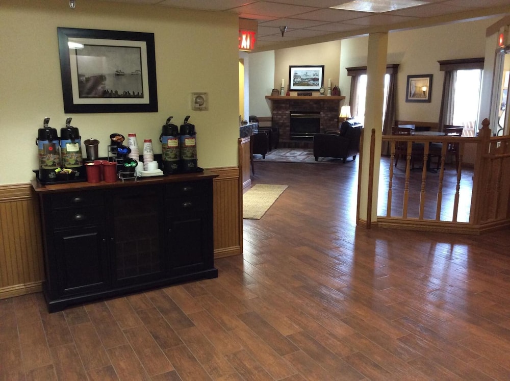 Country Inn of Two Harbors - photo 30