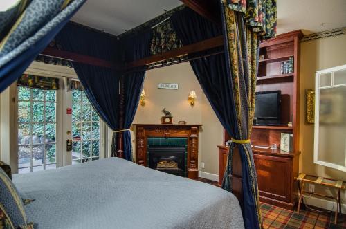 Campbell House Inn - photo 79